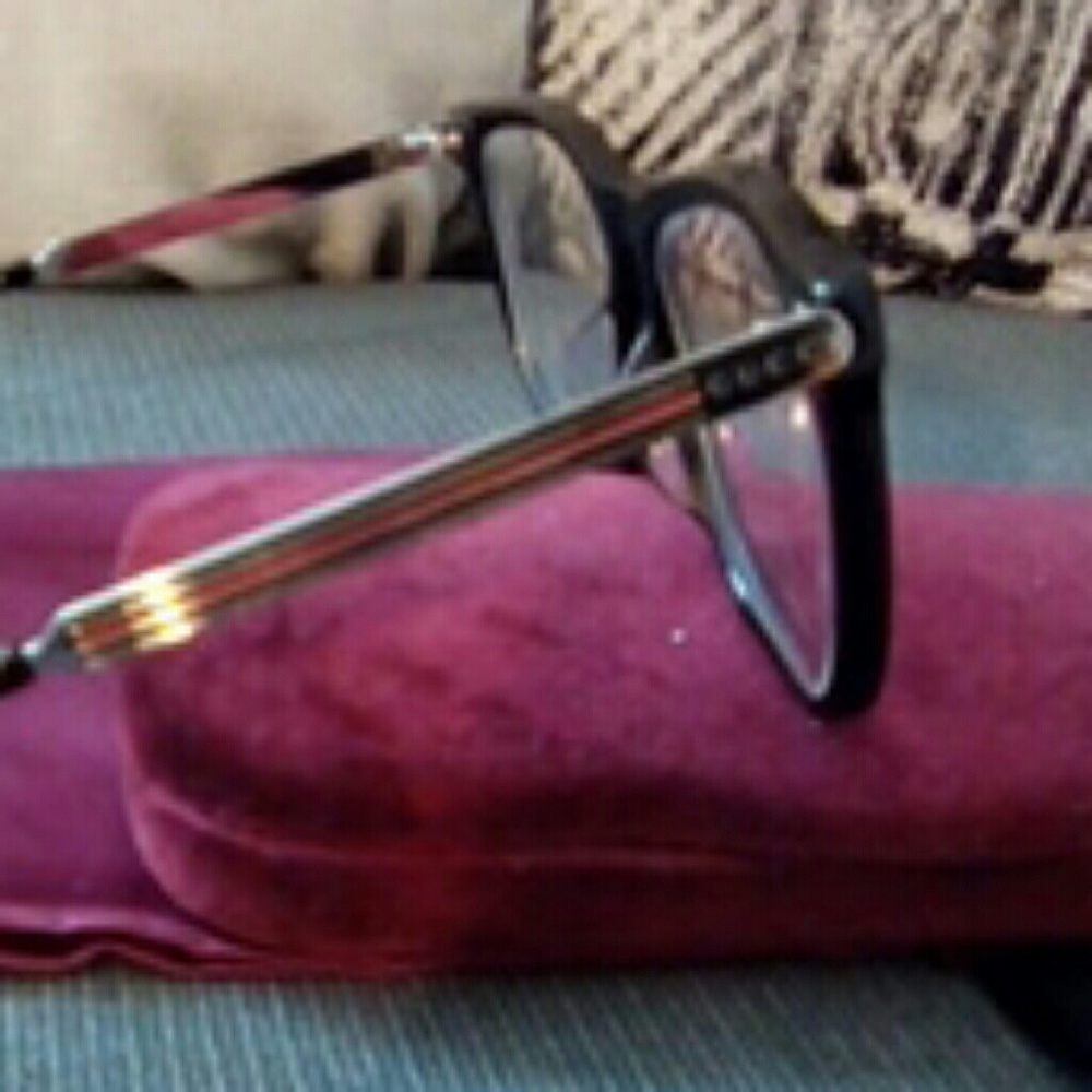 Selling New oversized Gucci frames
